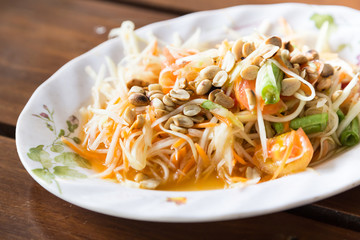 Thai papaya salad