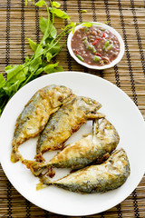 Shrimp Paste Chilli Sauce (Nam Prik Ka Pi) serve with Fried Indi