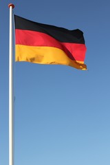 deutsche Flagge im Wind