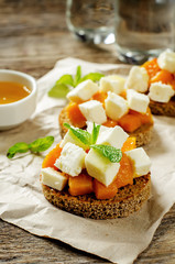 rye bruschetta with honey pumpkin and goat cheese