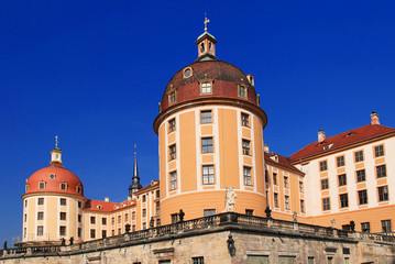 Fototapeta na wymiar Das Jagdschloss Moritzburg