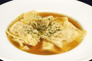 Maultaschen in Br&uuml;he