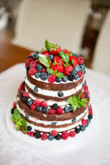 Chocolate cake with fresh berry