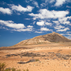 Fototapeta na wymiar Tindaya, the sacred mountain