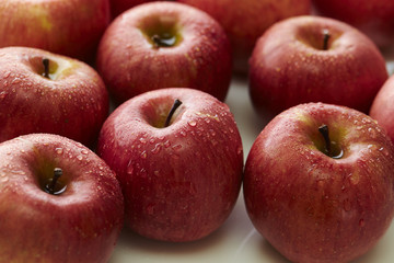 apples