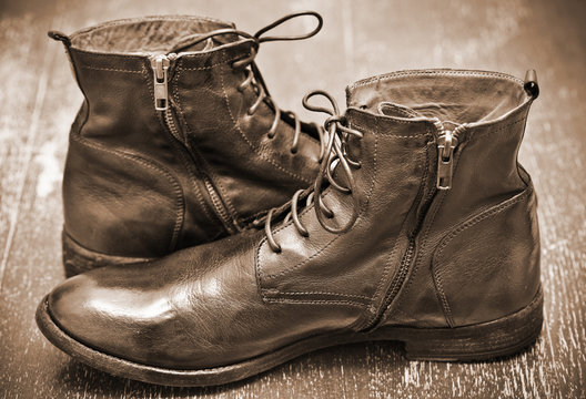 Men's leather fashion shoes. Autumn - spring shoes