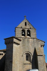 Fototapeta na wymiar Eglise fortifiée de Compreignac (Haute-Vienne)