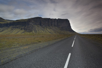 An open strecth of road in Iceland