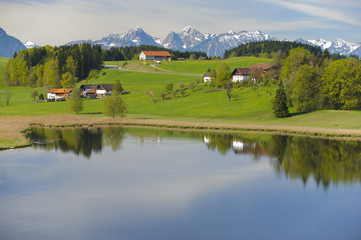 Fototapeta na wymiar Panorama Landschaft in Bayern im Allgäu