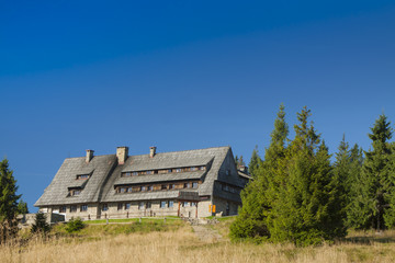 Obraz premium Poland, Gorce Mountains, Mountain Hut at Turbacz