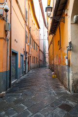 Obraz na płótnie Canvas Strada centro storico, Pisa