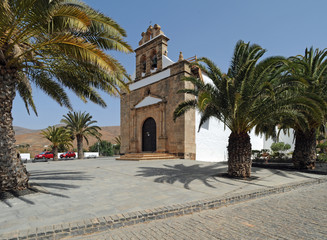 Fototapeta na wymiar Ermita de Nuestra Señora de la Peña, Vega de Río Palmas, Beta