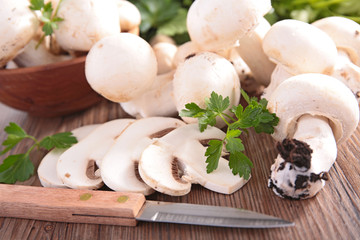 raw mushrooms