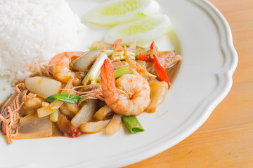 Stir fried pepper with shrimp