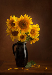 Naklejka premium Still Life with Sunflowers