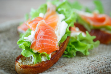 sandwich with salmon and cheese