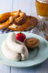 Bayerische Weißwurst auf einem Teller