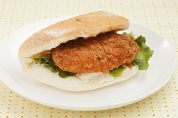 メンチカツサンド