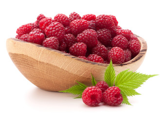 raspberries in wooden bowl