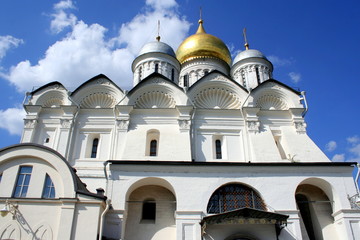 Fototapeta na wymiar Cattedrale nel Cremlino di Mosca
