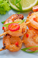 Shrimp grilled in garlic and soy caramel