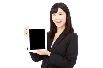 Fototapeta premium タブレットを持って笑うビジネスウーマン