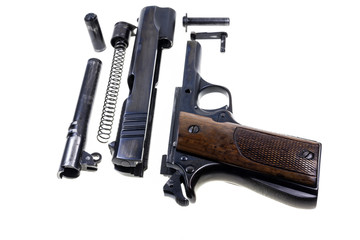 Seperate parts handgun