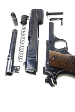 Seperate parts handgun