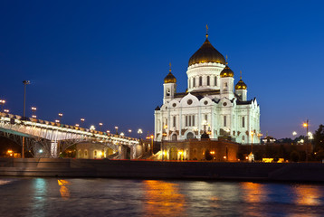Fototapeta na wymiar Christ the Savior Cathedral at Moscow in night