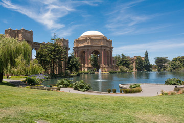 Palace of Fine Arts, San Francisco © pikappa51