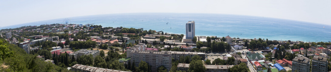 Вид сверху на курортный посёлок Лазаревское. Панорама