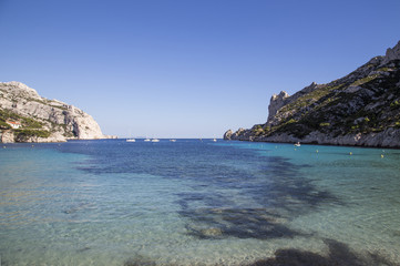 Obraz premium View of the bay Sormiou in Calanques, Marseille France