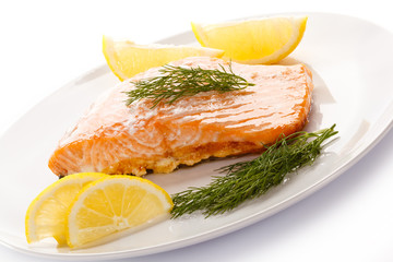 Grilled salmon and vegetables