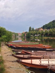 Boote am Fluss