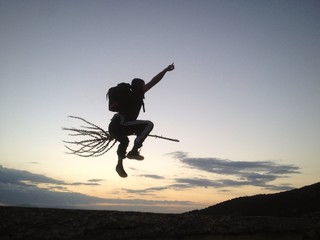 süpürge ile uçmak