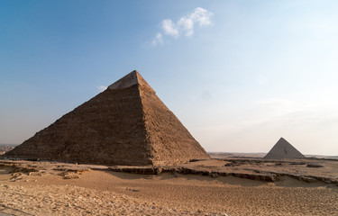 Obraz na płótnie Canvas Egyptian Pyramids of the Giza Plateau, Cairo