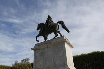 Statue de Louis XIV, place Royale à Montpellier, Occitanie