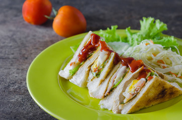 club sandwiches