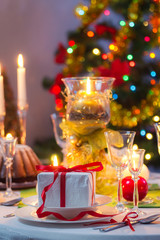 Time to sit around a Christmas table