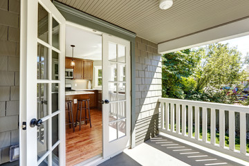 Walkout deck with railings