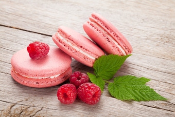 Pink raspberry macaron cookies
