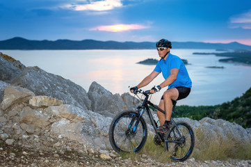 Fototapeta premium mountain bike