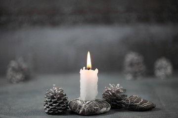 Kerze, weihnachtlich