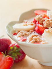 muesli banana milk yoghurt breakfast strawberry