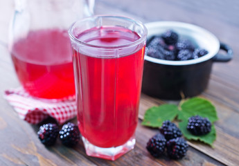 Fototapeta na wymiar blackberry juice