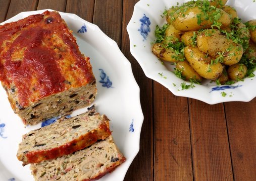 Turkey Meatloaf With Roasted Potatoes