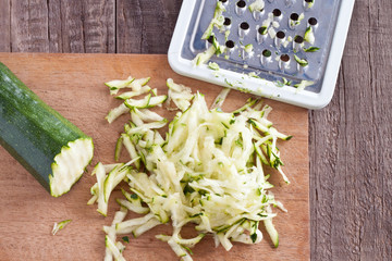 geriebene Zucchini