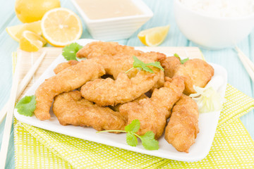 Lemon Chicken - Chinese battered chicken with sweet lemon sauce