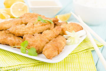 Lemon Chicken - Chinese battered chicken with sweet lemon sauce