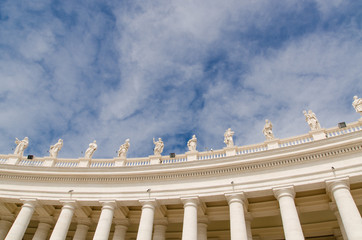 Fototapeta premium columns and statues in St. Peter's Square, Vatican, Rome